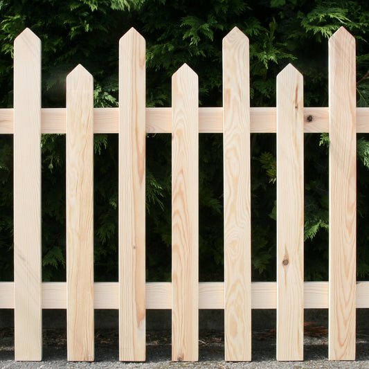 Natural  High-Low Panel with Pointed Tops.