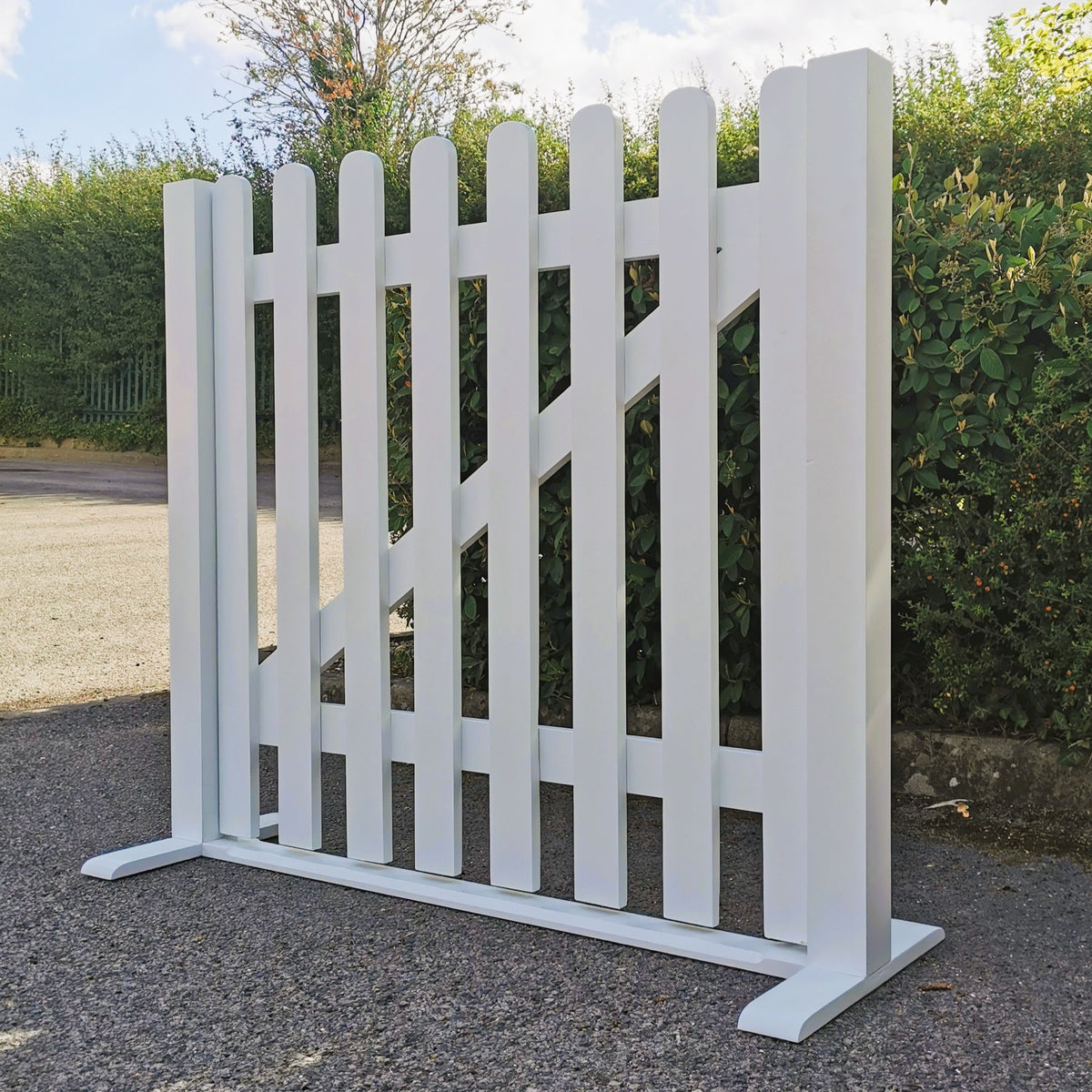 Free-standing Gate & Threshold.