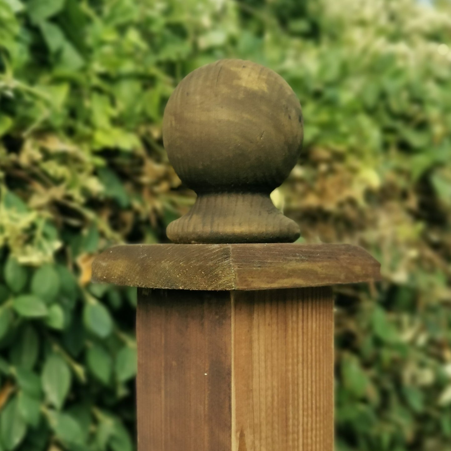 Caps & Finials - Small Ball & Plinth for 70x70 posts