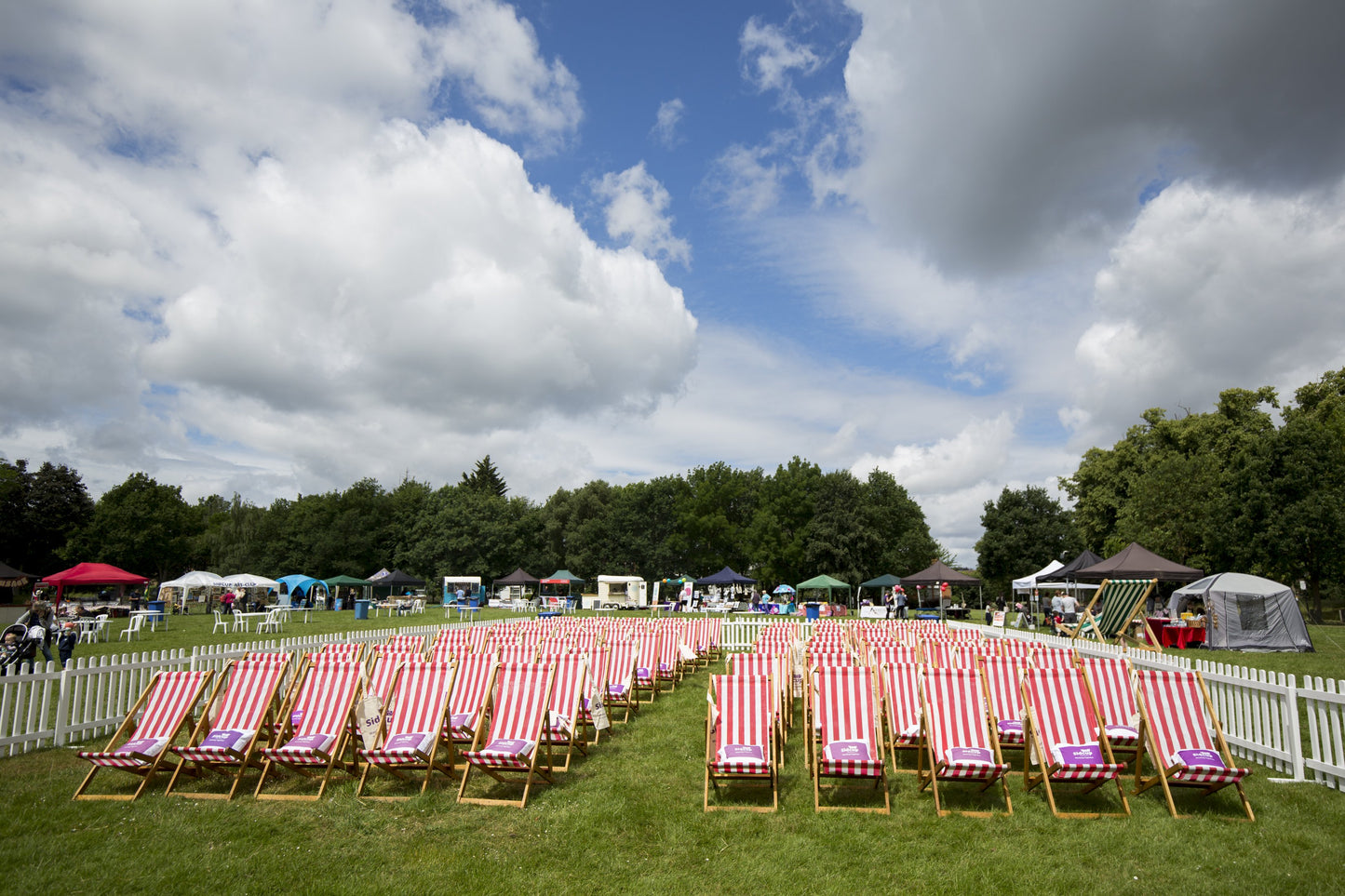 Freestanding Event Picket Fencing - Quick Fix System - Available in White or Natural finishes