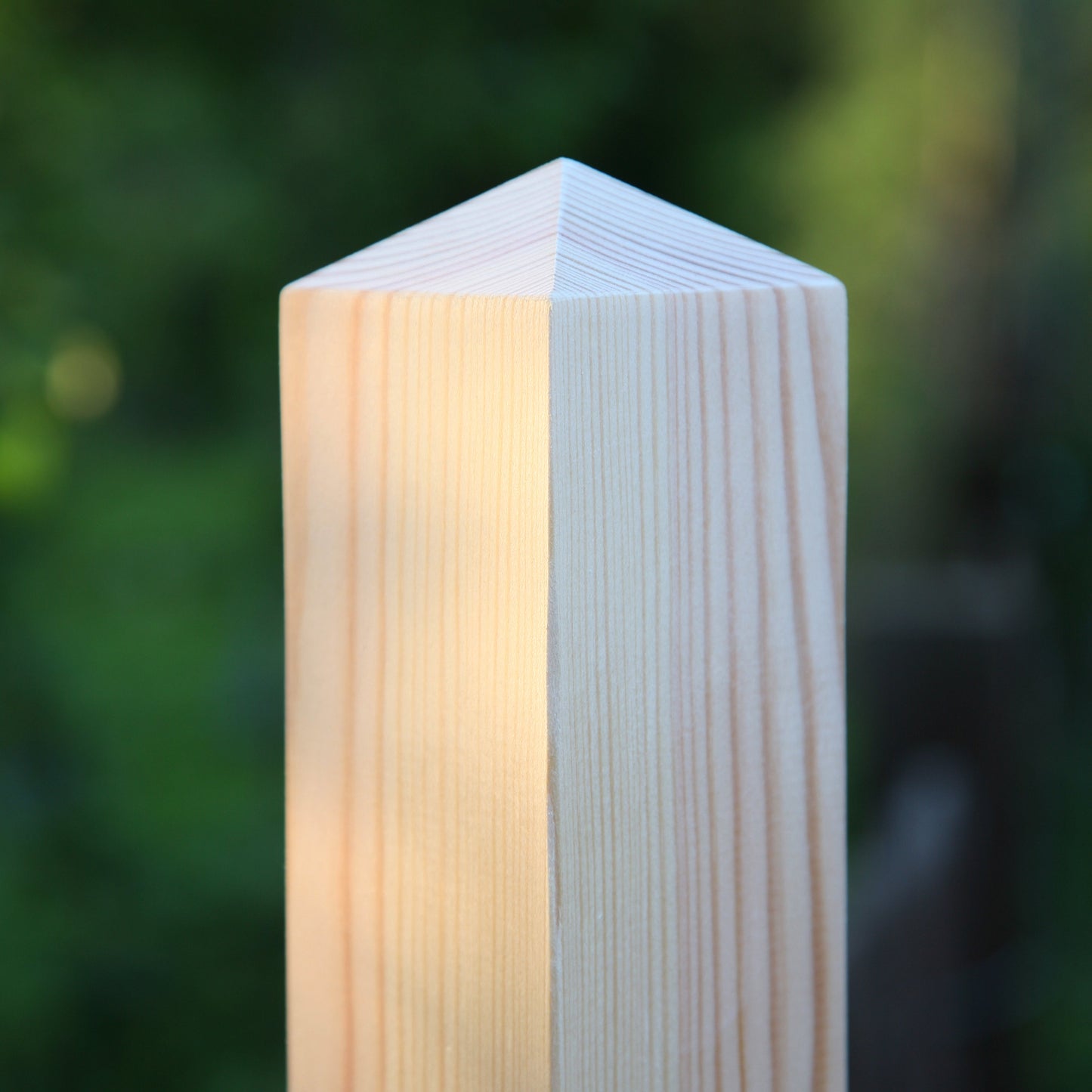 Fence Post 70 x 70mm Pyramid Top